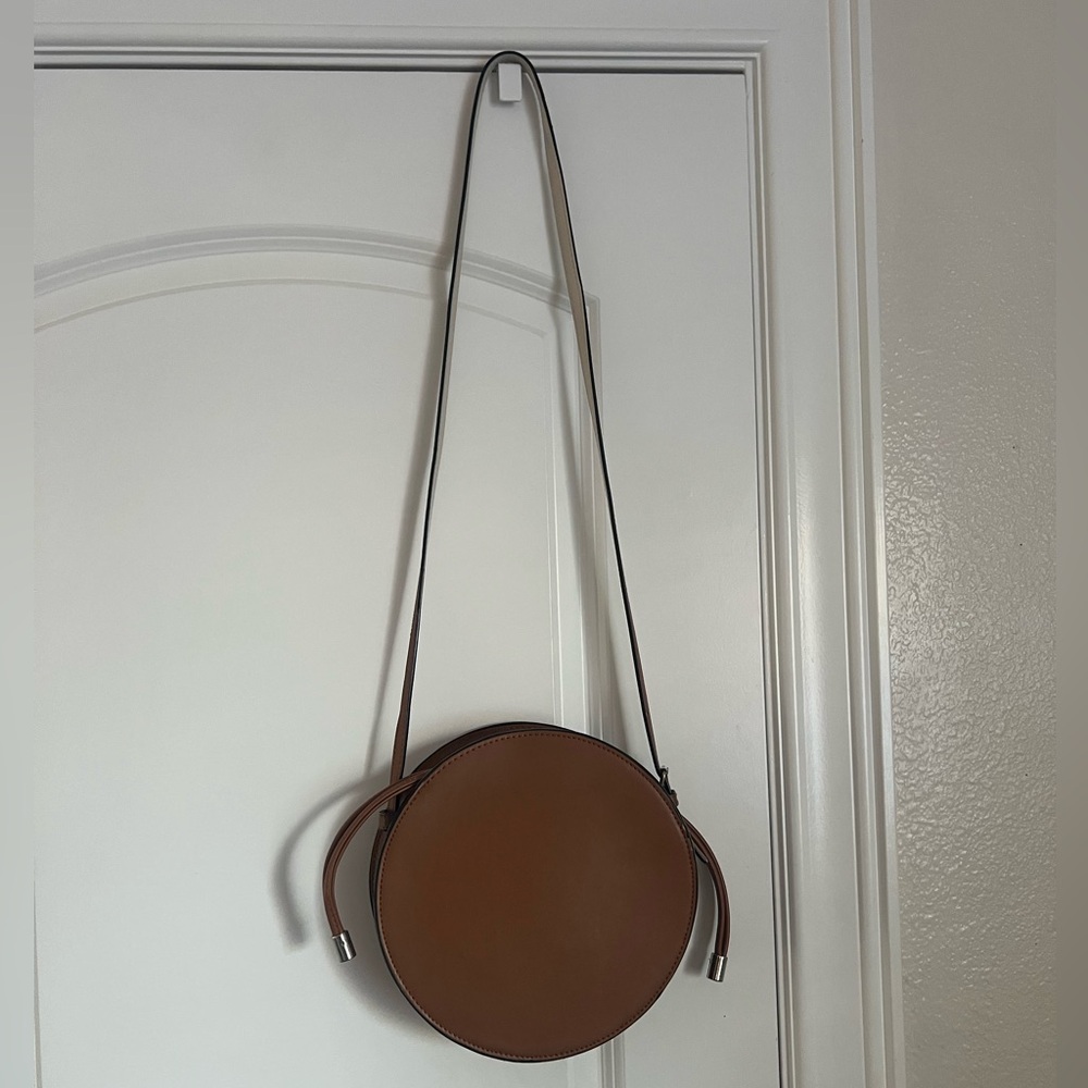 Zara Circle Crossbody
